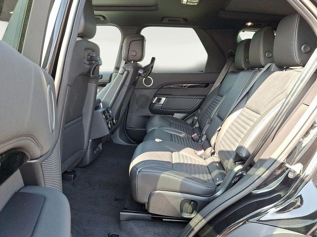 new 2025 Land Rover Discovery car, priced at $69,093