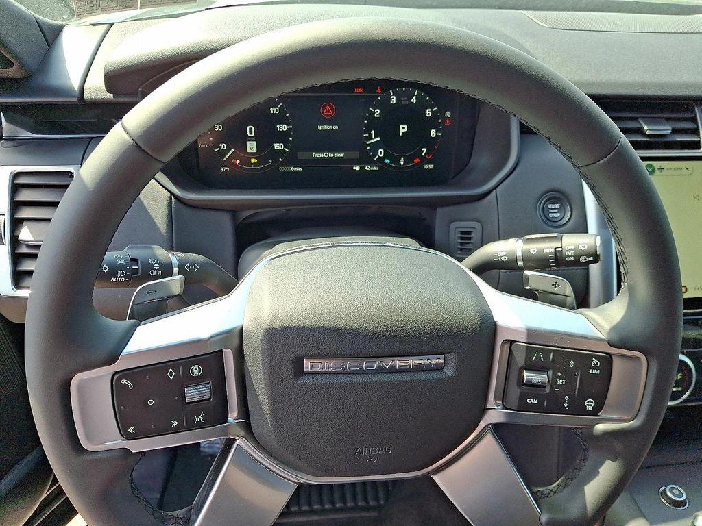 new 2025 Land Rover Discovery car, priced at $69,093
