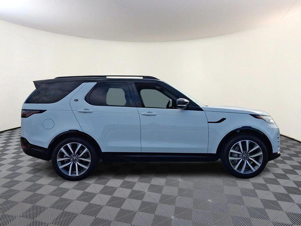used 2025 Land Rover Discovery car, priced at $56,390