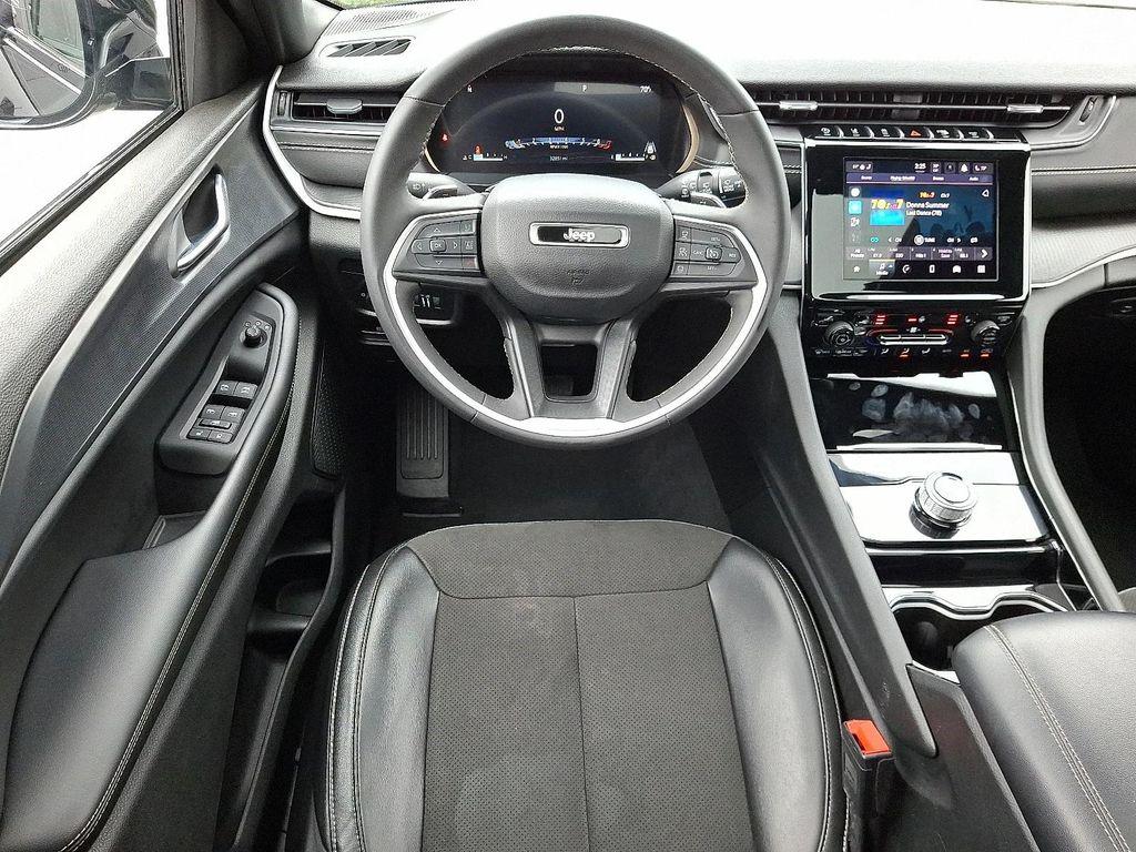 used 2023 Jeep Grand Cherokee car, priced at $31,390