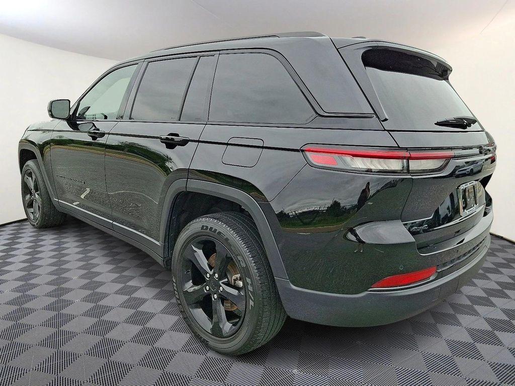 used 2023 Jeep Grand Cherokee car, priced at $31,390