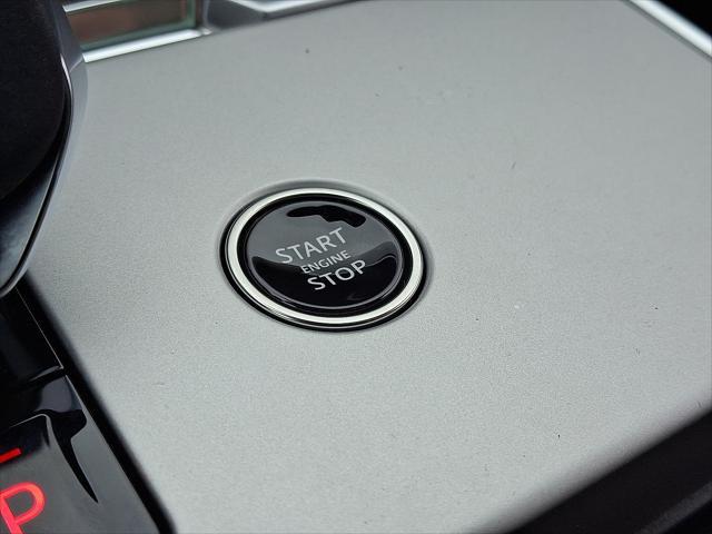 new 2025 Land Rover Range Rover car, priced at $150,545