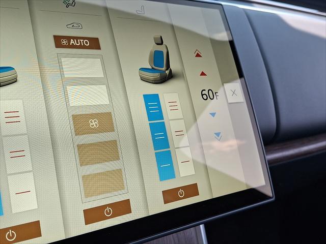 new 2025 Land Rover Range Rover car, priced at $128,910