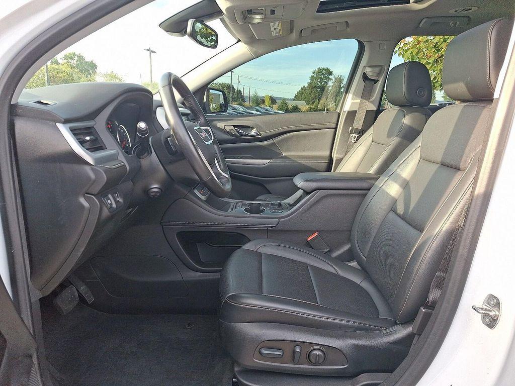 used 2022 GMC Acadia car, priced at $28,450