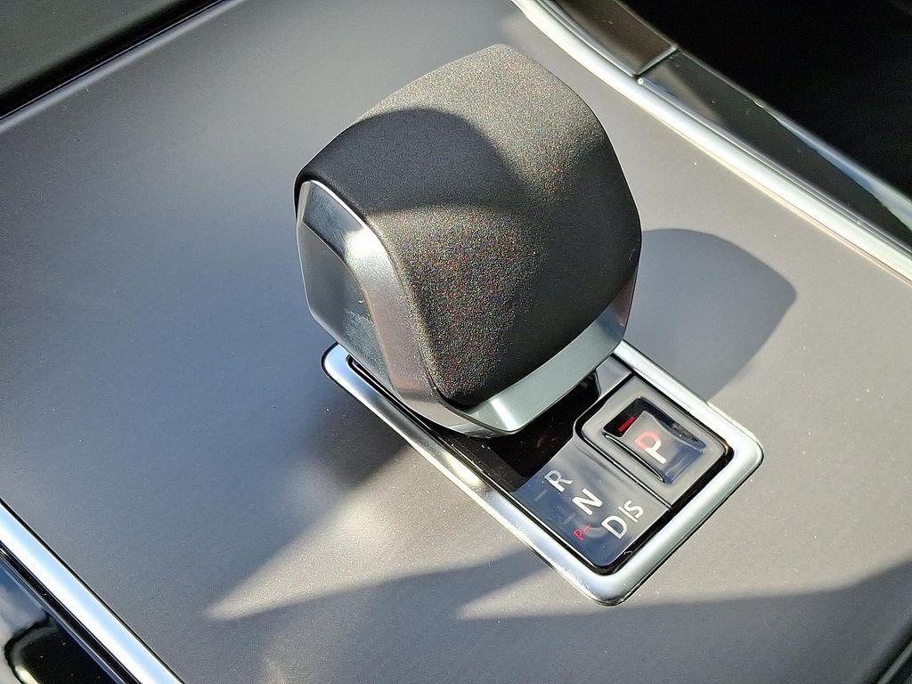 new 2026 Land Rover Range Rover Evoque car