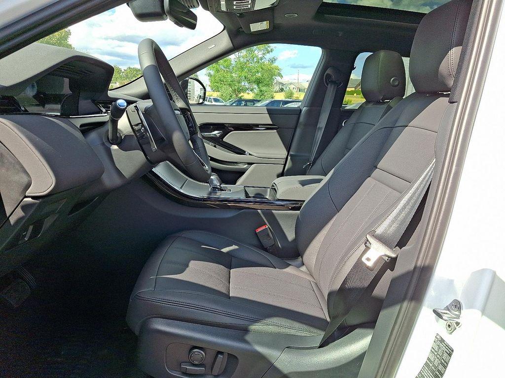 new 2026 Land Rover Range Rover Evoque car