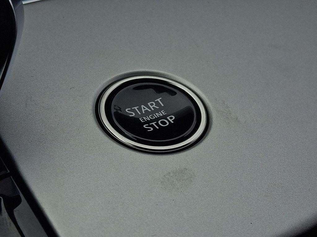 new 2025 Land Rover Range Rover car, priced at $145,155