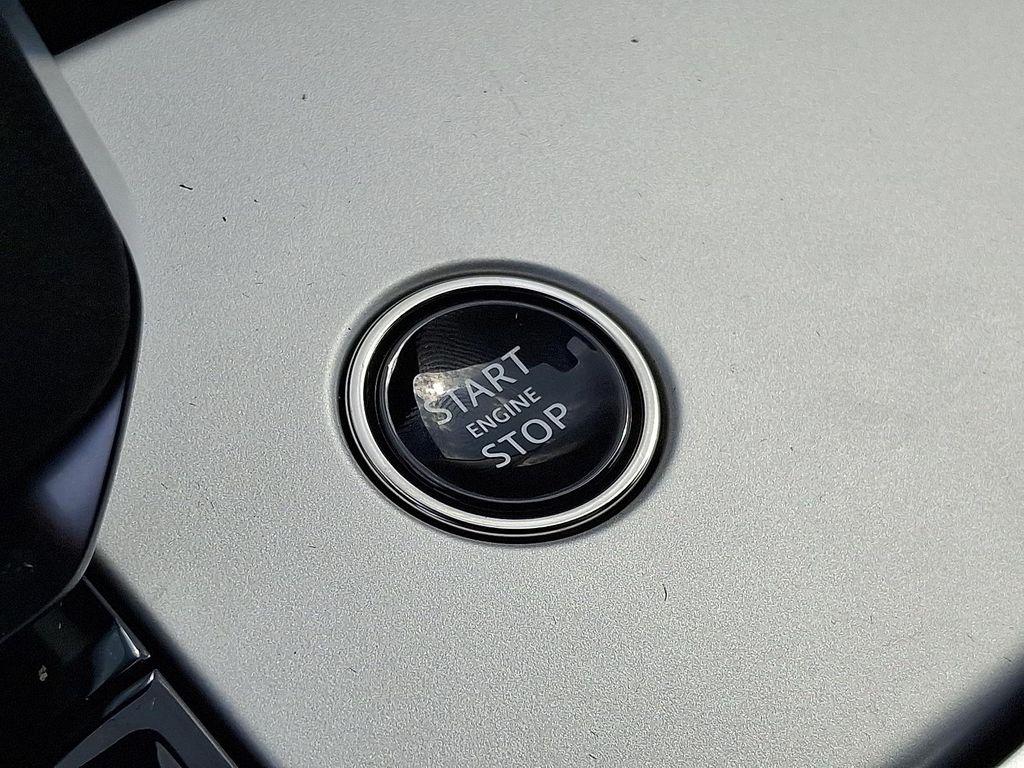 new 2025 Land Rover Range Rover car, priced at $124,705