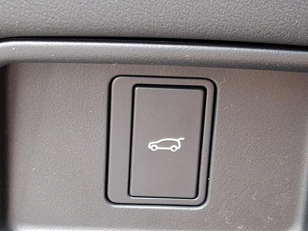 new 2025 Land Rover Range Rover car, priced at $124,705