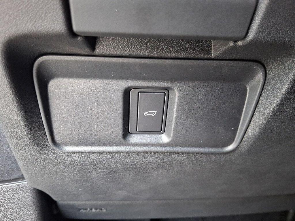 new 2026 Land Rover Range Rover Evoque car, priced at $57,935