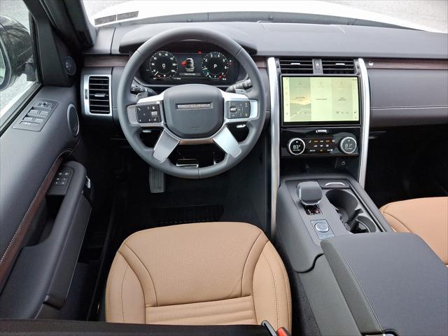 new 2025 Land Rover Discovery car, priced at $77,168