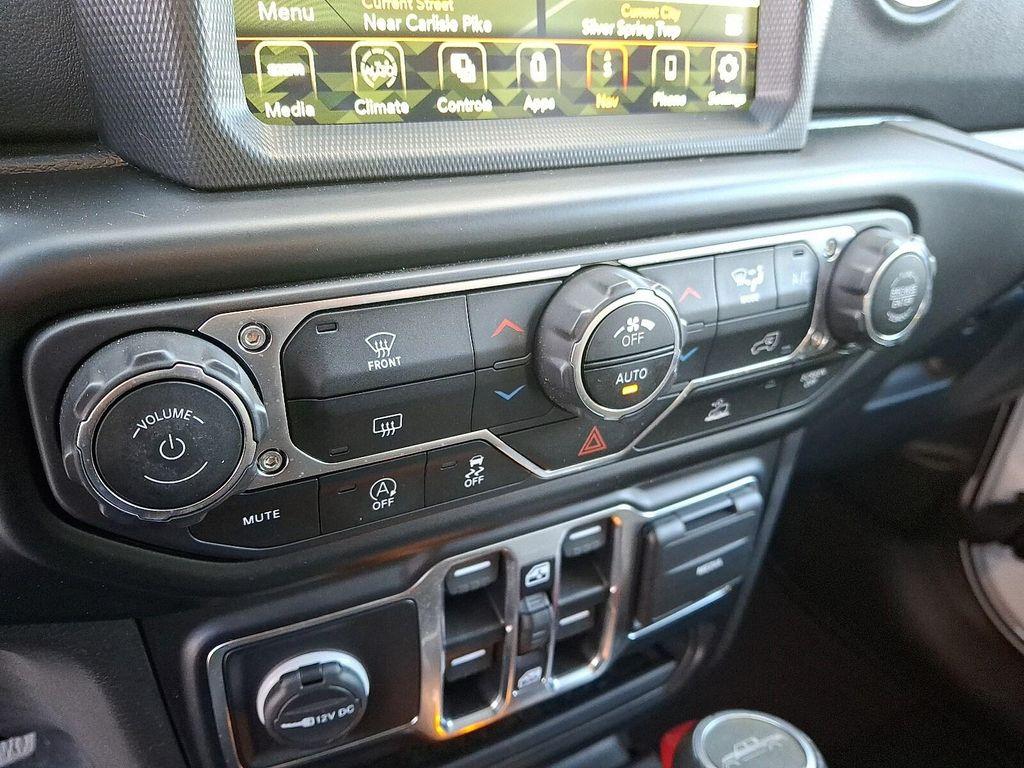 used 2022 Jeep Gladiator car, priced at $31,987