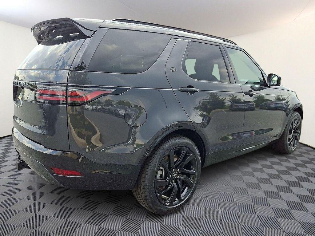 new 2025 Land Rover Discovery car, priced at $73,843