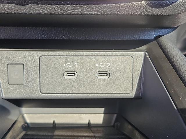 new 2025 Nissan Kicks car, priced at $27,082