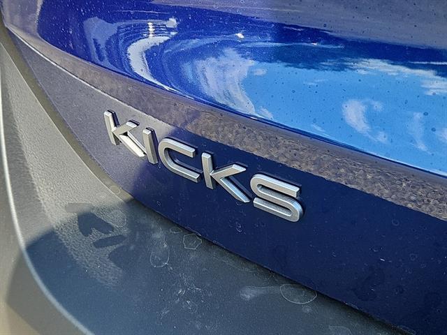 new 2025 Nissan Kicks car, priced at $27,082