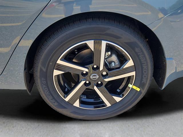 new 2025 Nissan Sentra car, priced at $23,336