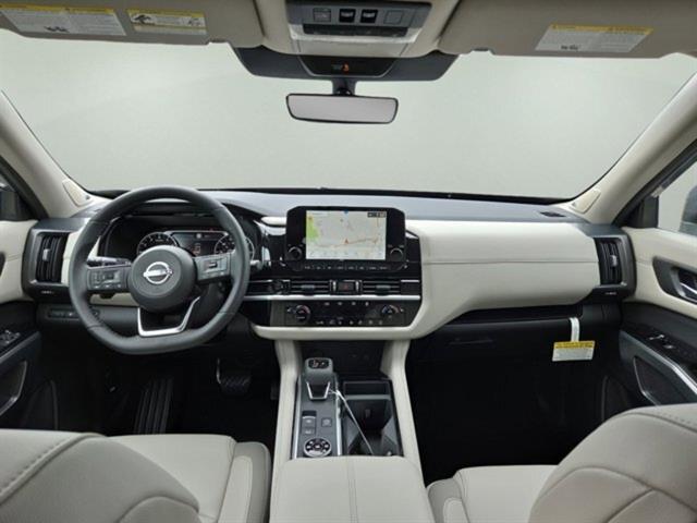 new 2025 Nissan Pathfinder car, priced at $45,165