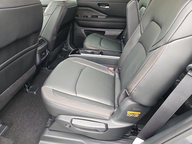 new 2025 Nissan Pathfinder car, priced at $46,831