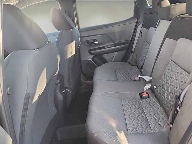 new 2025 Nissan Kicks car