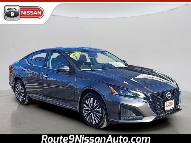 used 2023 Nissan Altima car, priced at $22,977