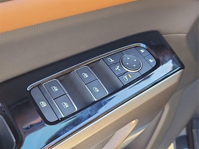 new 2025 Nissan Pathfinder car, priced at $49,523