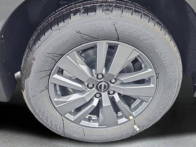 new 2025 Nissan Pathfinder car, priced at $42,294