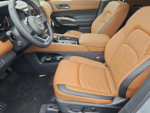 new 2025 Nissan Pathfinder car, priced at $50,321