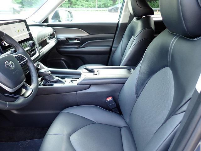 used 2024 Toyota Grand Highlander car, priced at $46,578