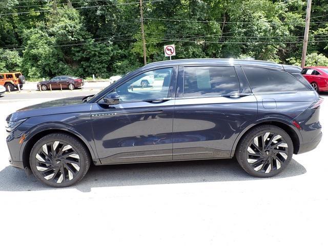 used 2024 Lincoln Nautilus car, priced at $51,802