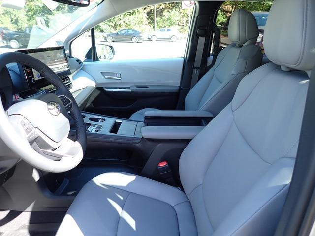 used 2025 Toyota Sienna car, priced at $49,988