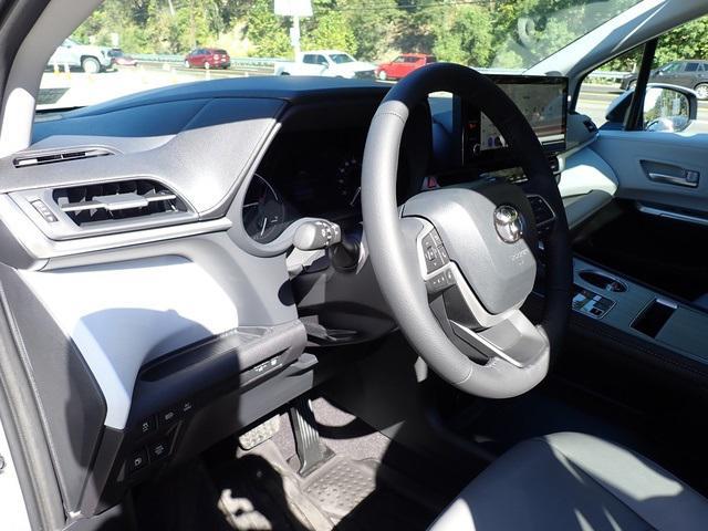used 2025 Toyota Sienna car, priced at $49,988