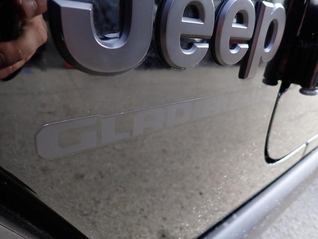 used 2021 Jeep Gladiator car, priced at $30,489