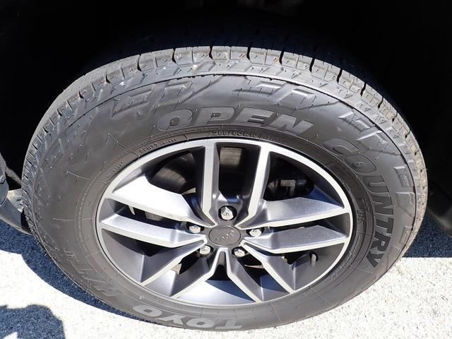 used 2022 Jeep Grand Cherokee car, priced at $28,964