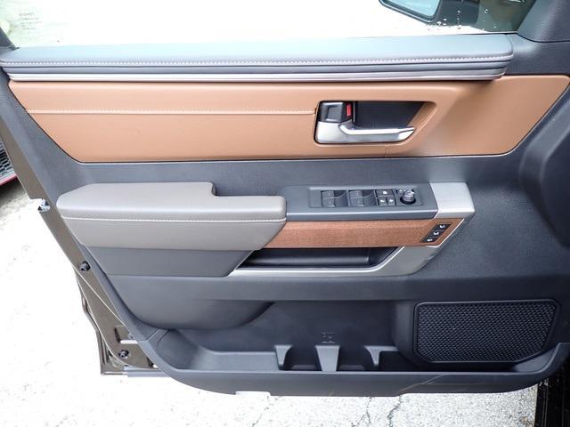 new 2025 Toyota Tundra Hybrid car, priced at $75,179
