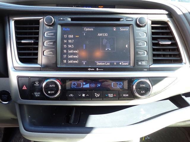 used 2015 Toyota Highlander car, priced at $18,933