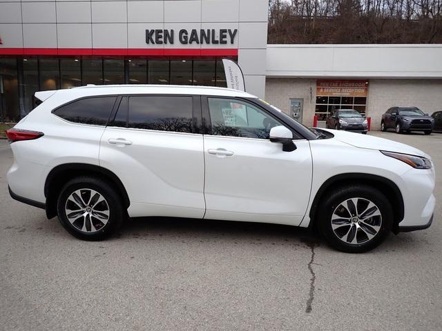 used 2022 Toyota Highlander car, priced at $30,000