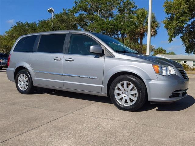used 2014 Chrysler Town & Country car, priced at $9,675