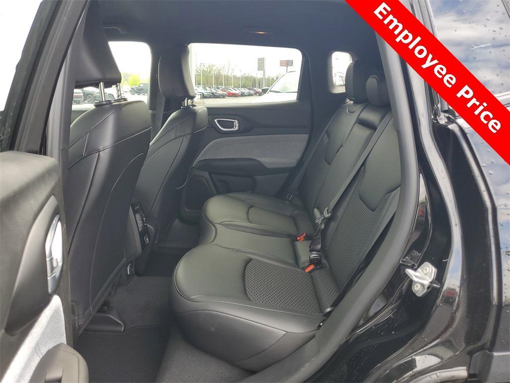 new 2025 Jeep Compass car, priced at $25,726