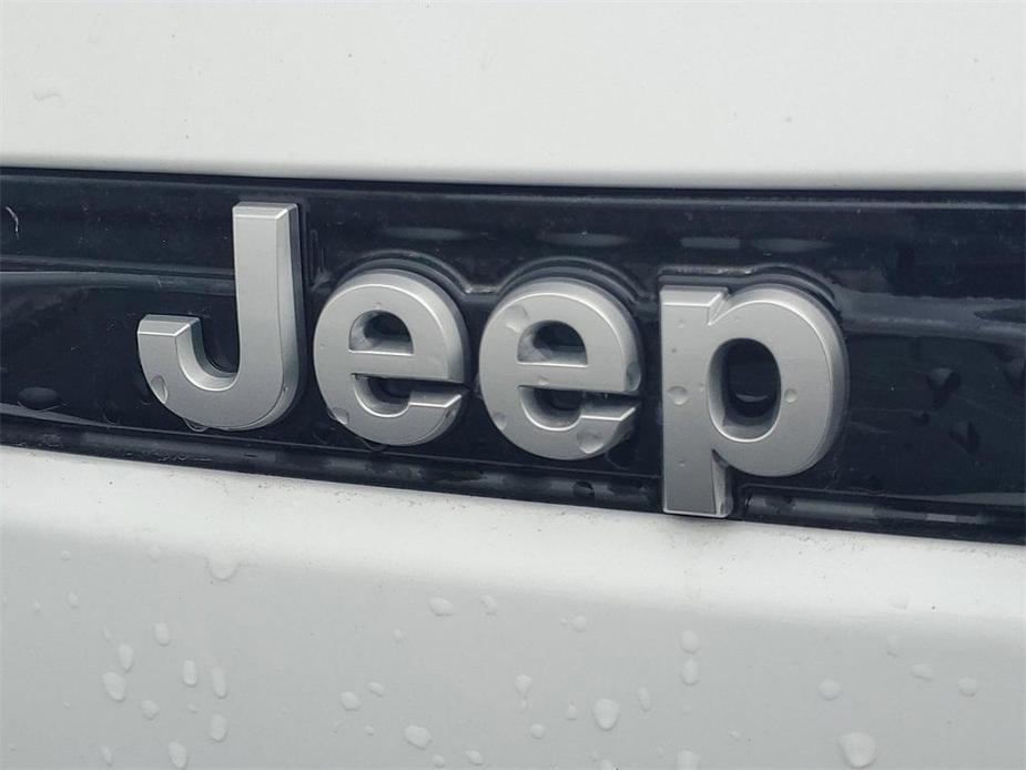 new 2025 Jeep Grand Cherokee car, priced at $36,178