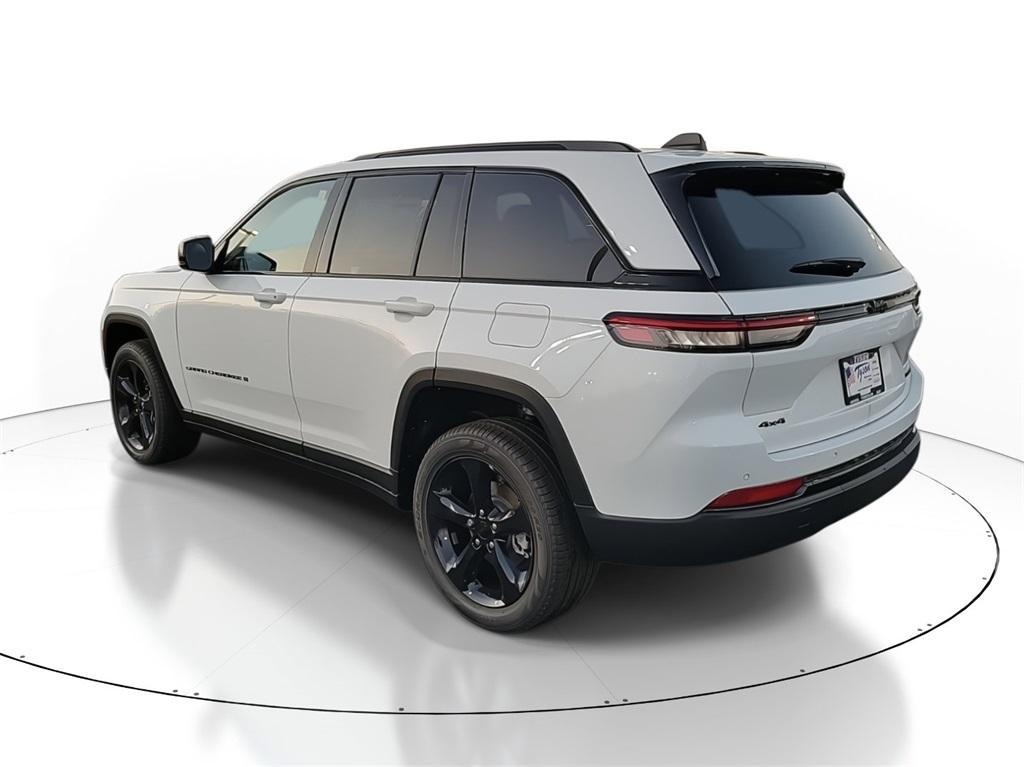 new 2025 Jeep Grand Cherokee car, priced at $48,245