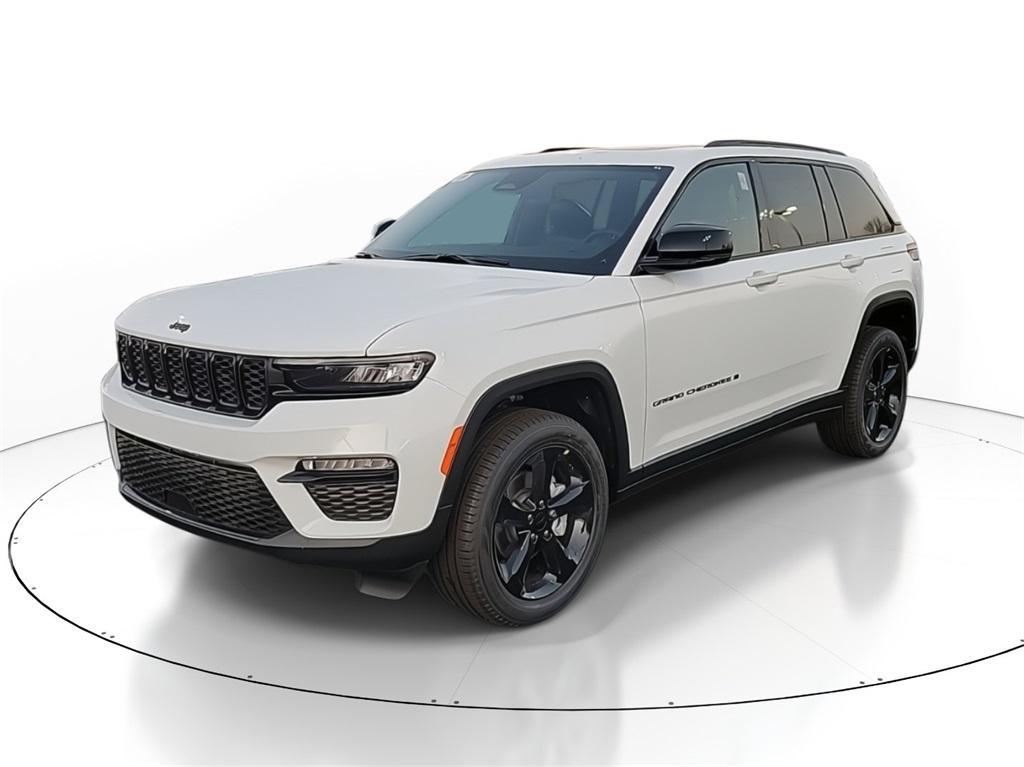 new 2025 Jeep Grand Cherokee car, priced at $48,245