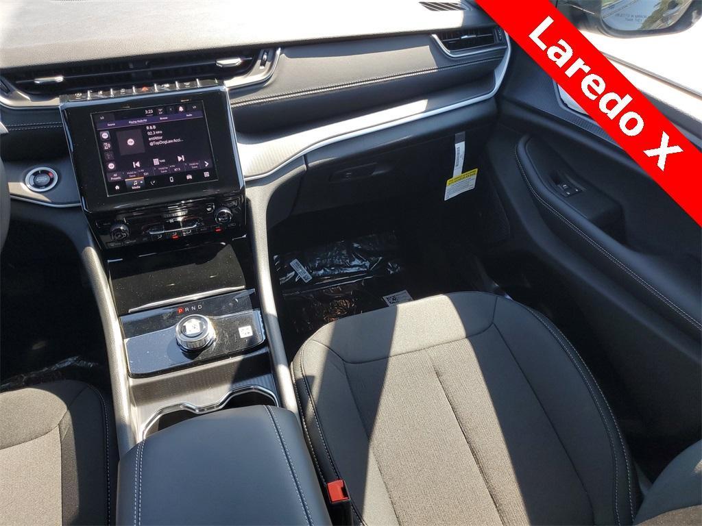 new 2025 Jeep Grand Cherokee car, priced at $34,444