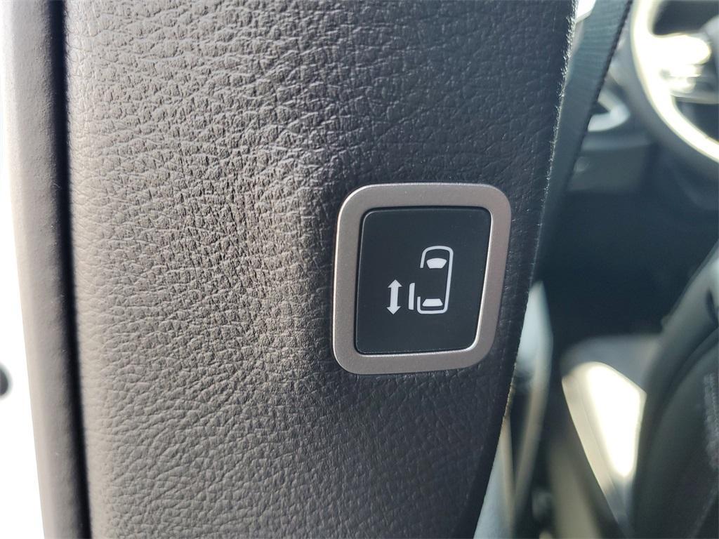 new 2026 Chrysler Voyager car, priced at $38,808