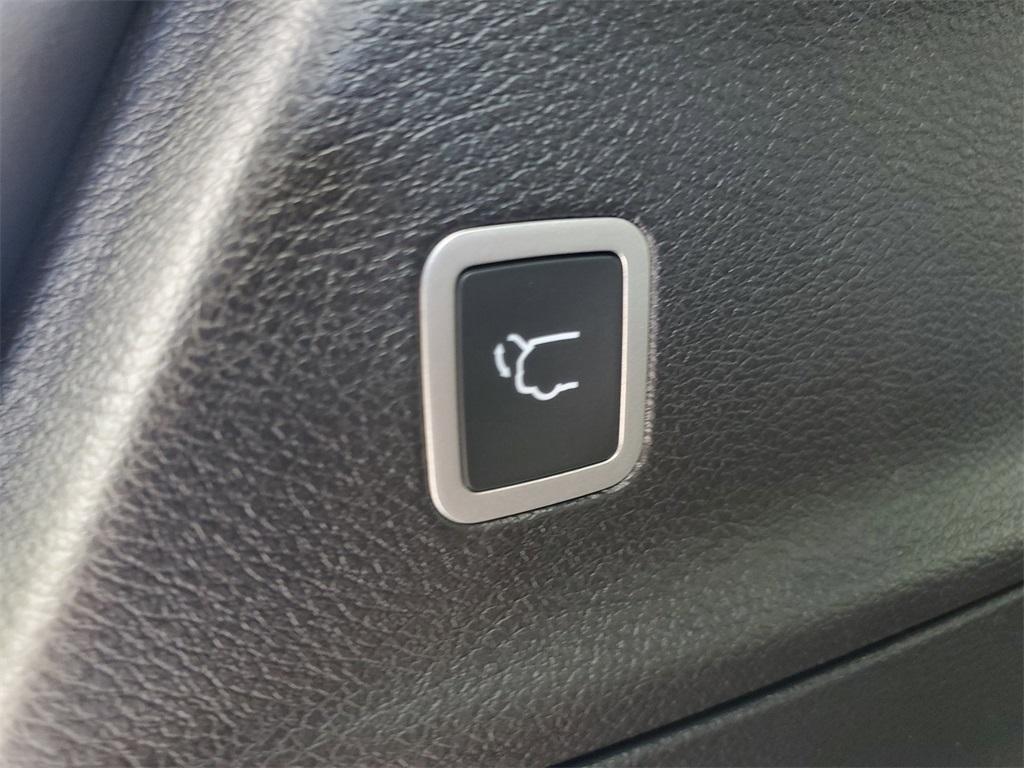 new 2026 Chrysler Voyager car, priced at $38,808