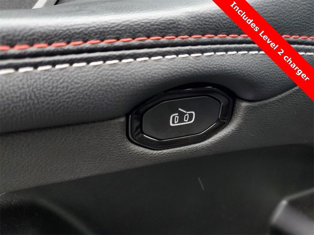 used 2025 Dodge Charger Daytona car, priced at $45,536