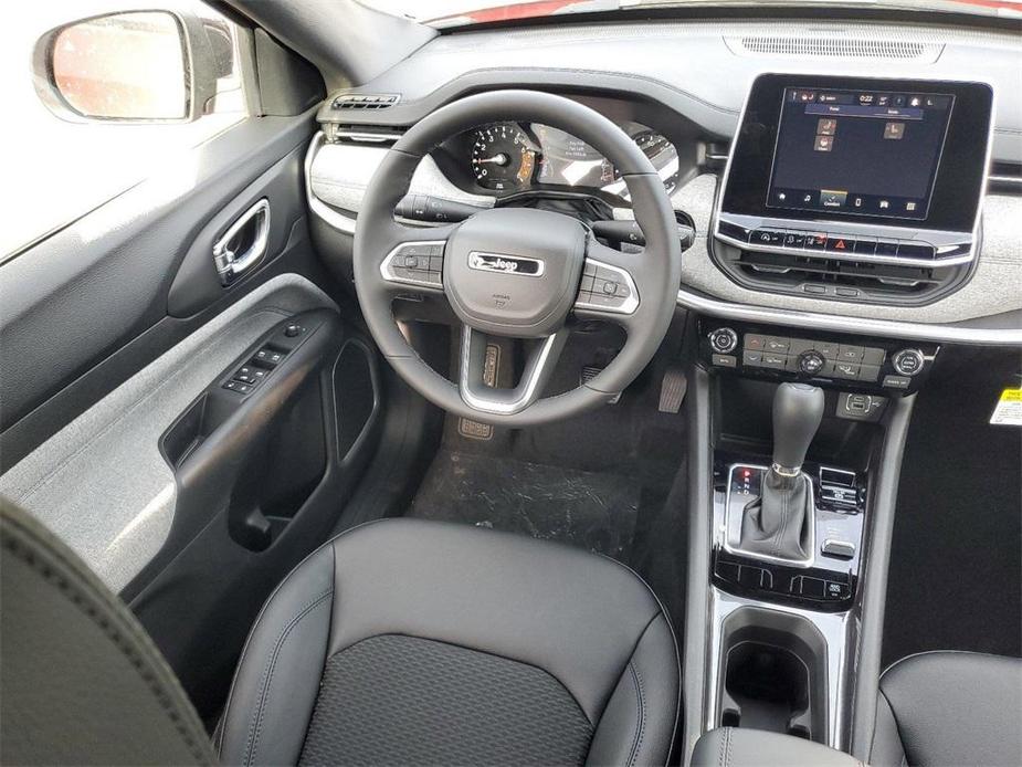 new 2025 Jeep Compass car, priced at $25,360