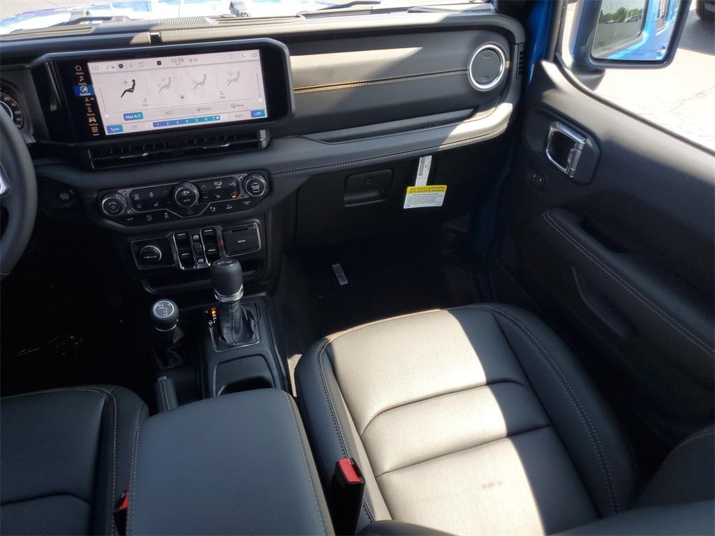 new 2025 Jeep Wrangler car, priced at $51,453