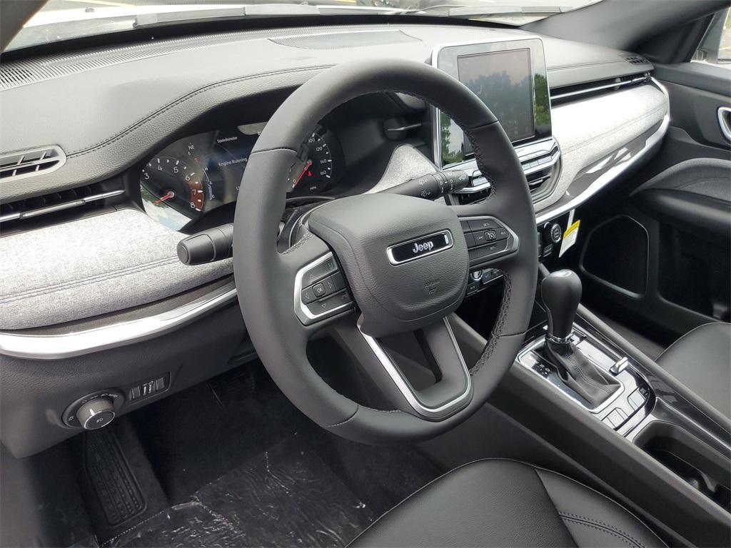 new 2025 Jeep Compass car, priced at $22,725