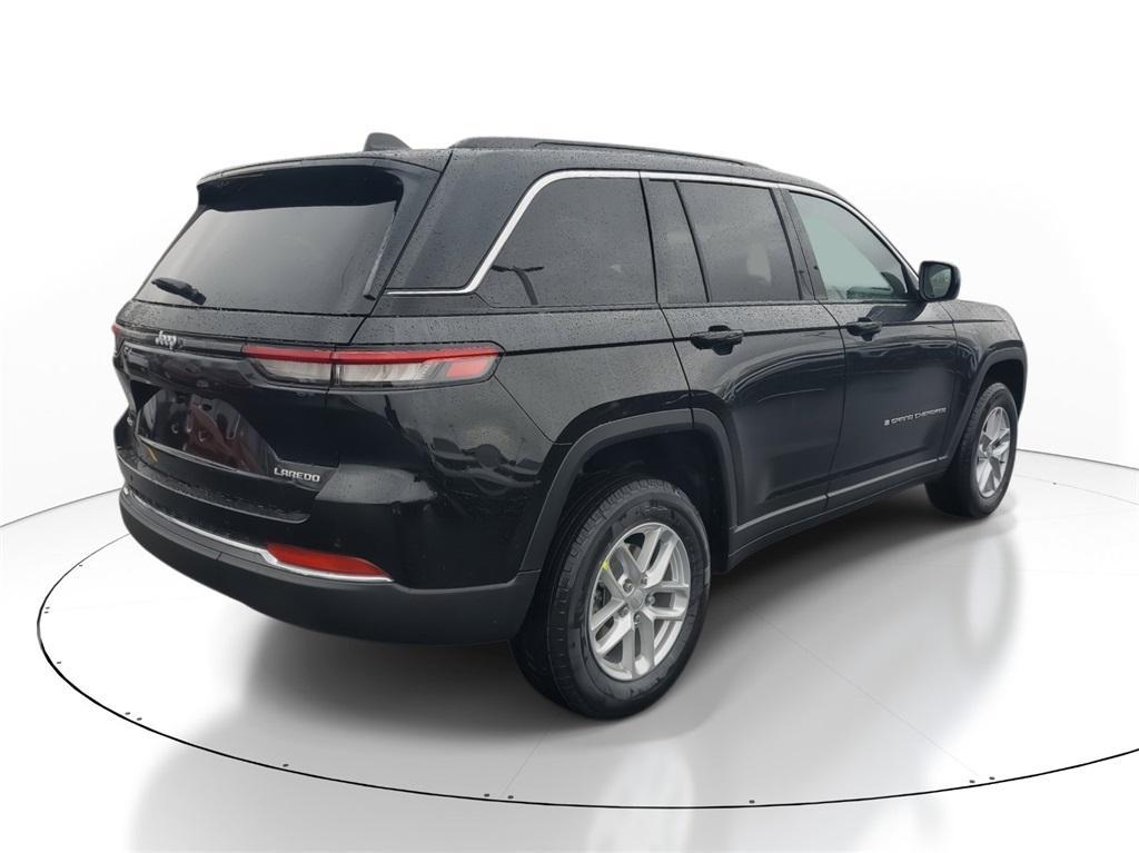 new 2025 Jeep Grand Cherokee car, priced at $38,970