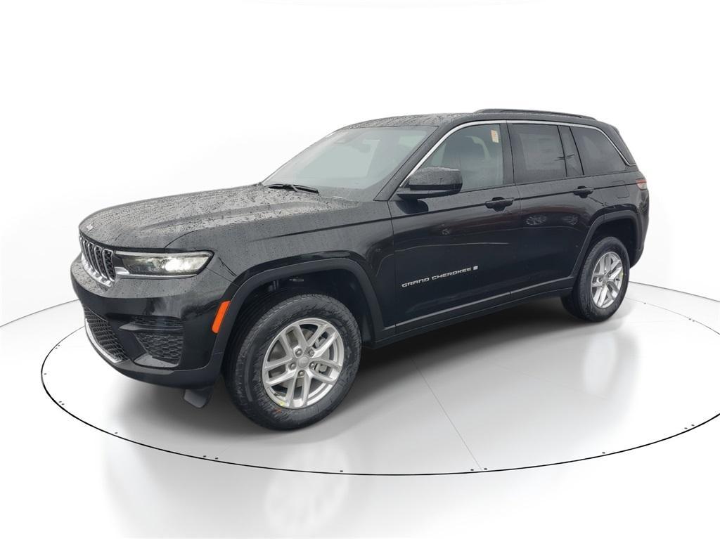 new 2025 Jeep Grand Cherokee car, priced at $38,970